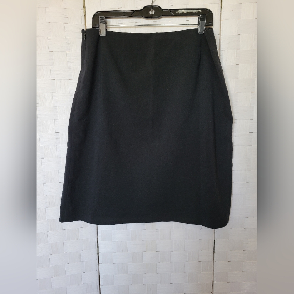 Merona Size 14 black skirt A Line Skirt With Pleats